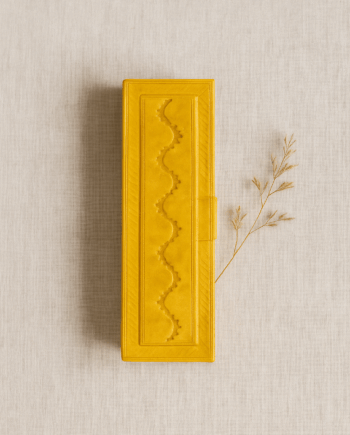 Boîte cuir martelé Tuareg Sutura // BAZAAR