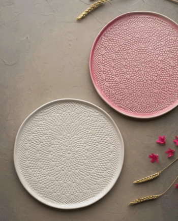 Plat de présentation dentelle // BAZAAR